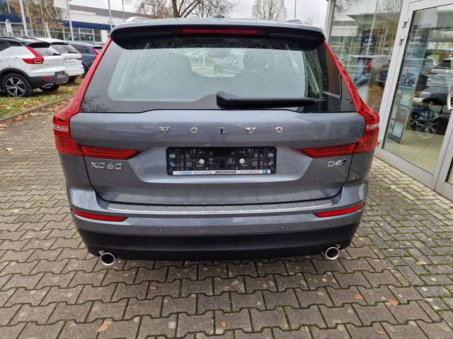 Volvo  D4 AWD Geartronic Momentum